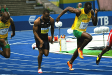 Η εμβιομηχανική του sprinter: ταχύτητα και δυνάμεις πρόσκρουσης