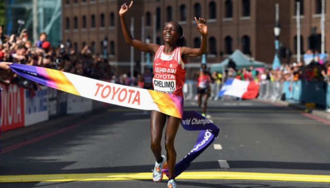 Η Rose Chelimo από το Μπαχρέιν παγκόσμια πρωταθλήτρια στον Μαραθώνιο Γυναικών