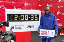 Αδιανόητο παγκόσμιο ρεκόρ από τον Kelvin Kiptum στο Σικάγο, με 2:00:35!
